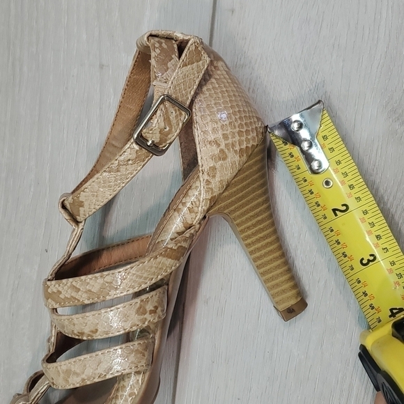 Euro By Sofft Womens Nanette Ankle Strap Heels Leather Comfort shoes sz 6M - Picture 10 of 13